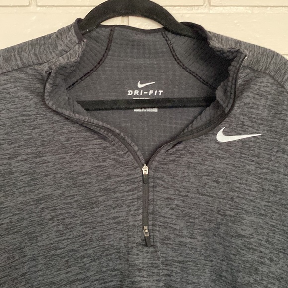 Mens Nike dry fit - Picture 3 of 3
